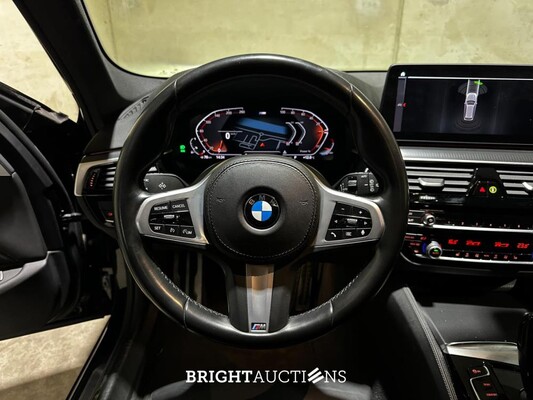 BMW 520i Touring High Executive Edition M-Sport 184pk 2021 (Origineel-NL) 5-Serie G31, L-194-JX