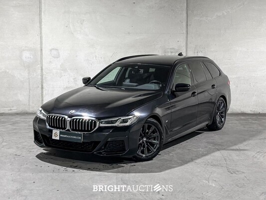BMW 520i Touring High Executive Edition M-Sport 184pk 2021 (Origineel-NL) 5-Serie G31, L-194-JX