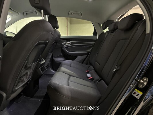 Audi e-tron Sportback 55 Quattro Business Edition 95 kWh 408pk 2020 (Origineel-NL + 1e Eigenaar), K-592-GL