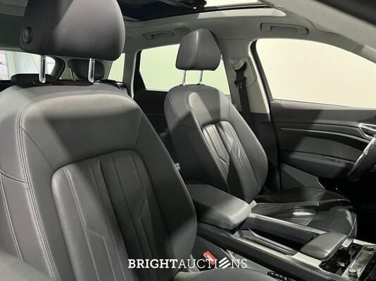 Audi e-tron 50 quattro Business edition Plus 71 kWh 313pk 2020 (Origineel-NL), K-587-KK