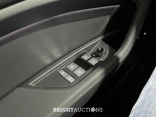 Audi e-tron 50 quattro Business edition Plus 71 kWh 313pk 2020 (Origineel-NL), K-587-KK