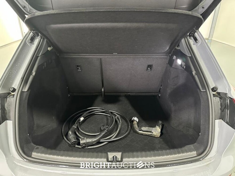 Audi Q4 35 Launch Edition 55 kWh 170pk 2021 (Origineel-NL), N-506-XJ