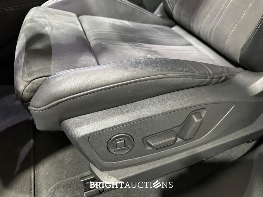 Audi Q8 e-tron 50 quattro Advanced Edition 95 kWh 340pk 2023 (Origineel-NL), T-629-HS