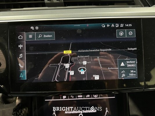 Audi Q8 e-tron 50 quattro Advanced Edition 95 kWh 340pk 2023 (Origineel-NL), T-629-HS