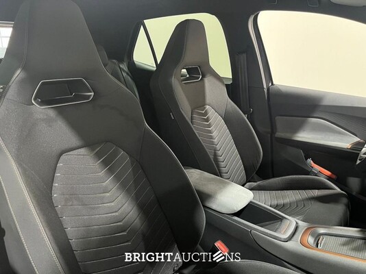 Cupra Born Essential 62 kWh 204pk 2023 (Origineel-NL), T-472-PZ