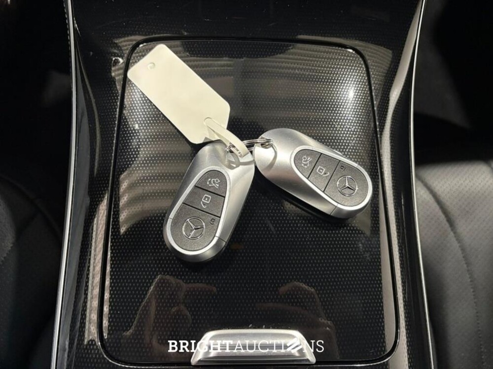 Mercedes-Benz EQE350 Luxury Line 89 kWh 292pk 2022 (Origineel-NL), R-484-LP