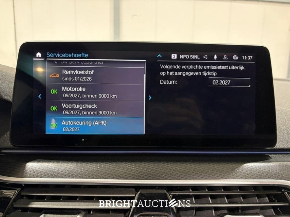 BMW 530e Touring  Business Edition Plus M-pakket 292pk 2023 (Origineel-NL) 5-Serie, S-330-LL