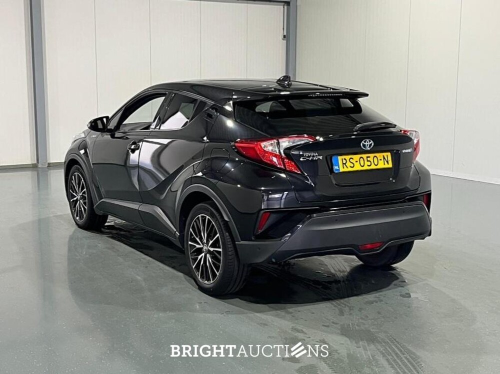 Toyota C-HR 1.8 Hybrid Executive 122pk 2018 (Origineel-NL), RS-050-N