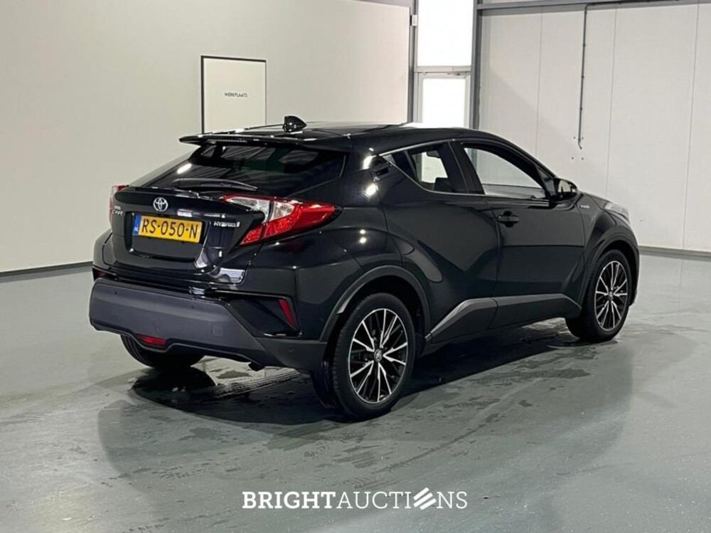 Toyota C-HR 1.8 Hybrid Executive 122pk 2018 (Origineel-NL), RS-050-N