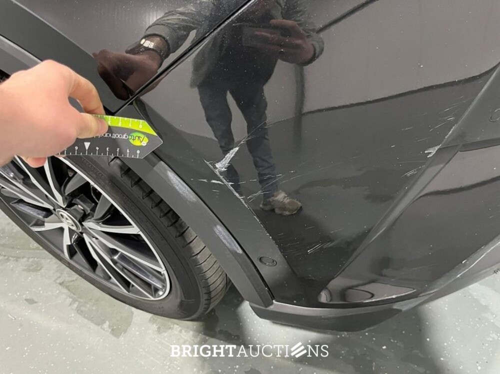 Toyota C-HR 1.8 Hybrid Executive 122pk 2018 (Origineel-NL), RS-050-N