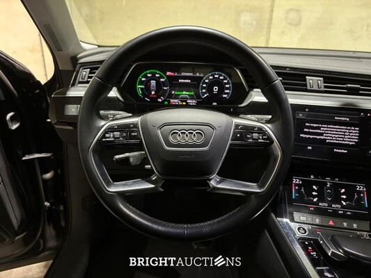 Audi e-tron 55 quattro edition 95 kWh 408pk 2020 (Origineel-NL+1e eigenaar), K-077-BL