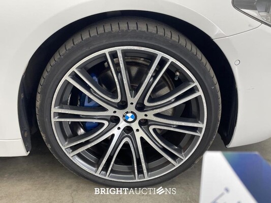 BMW 5-serie High Executive 252pk 2018 (Origineel-NL), SF-230-F