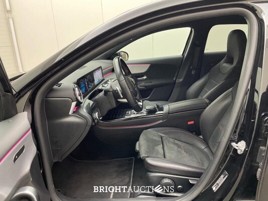 Mercedes-Benz A 250 e Business Solution AMG Limited 218pk 2021 (Origineel-NL) A-klasse, K-518-SP