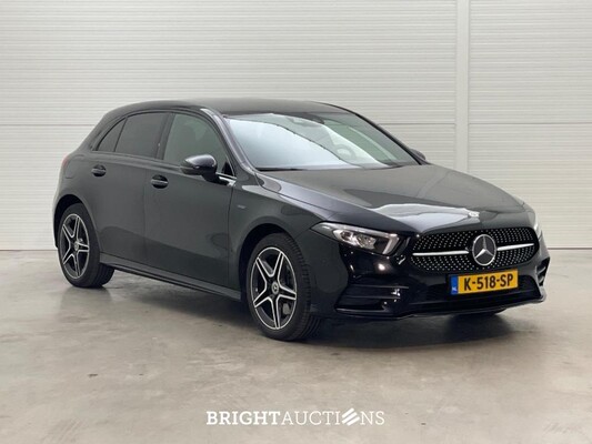 Mercedes-Benz A 250 e Business Solution AMG Limited 218pk 2021 (Origineel-NL) A-klasse, K-518-SP