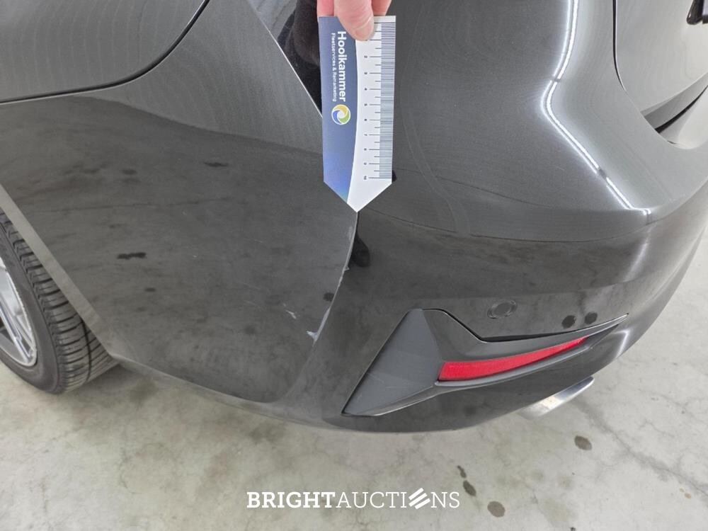 BMW 320i Executive Edition 184pk 2019 (Origineel-NL) 3-Serie, ZL-125-N