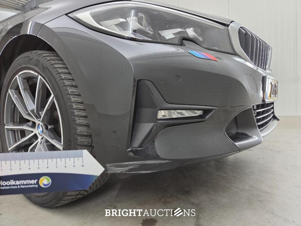 BMW 320i Executive Edition 184pk 2019 (Origineel-NL) 3-Serie, ZL-125-N