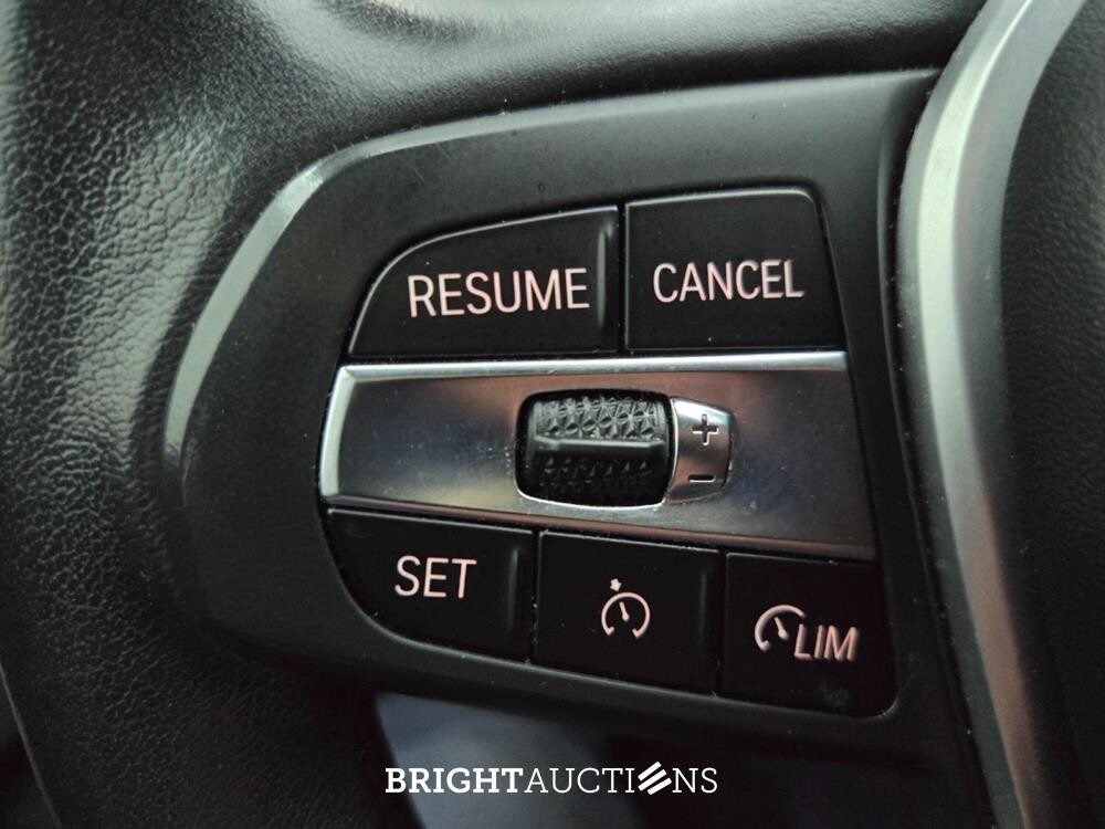 BMW 320i Executive Edition 184pk 2019 (Origineel-NL) 3-Serie, ZL-125-N