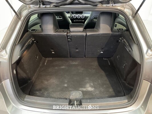 Mercedes-Benz A 200 Business Solution AMG 163pk 2019 A-klasse, S-784-XG