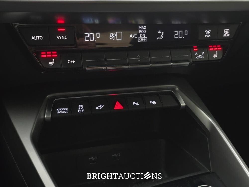 Audi A3 Sportback 45 e S edition Competition TFSI 245pk 2020, Z-342-HS