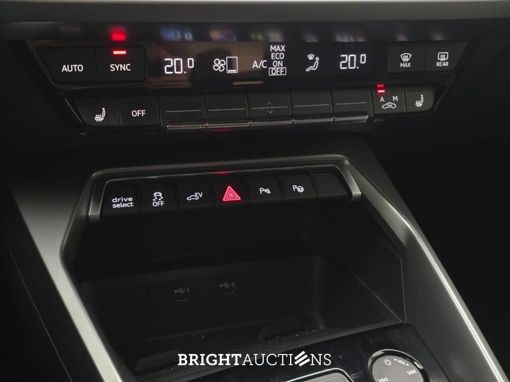 Audi A3 Sportback 45 e S edition Competition TFSI 245pk 2020, Z-342-HS