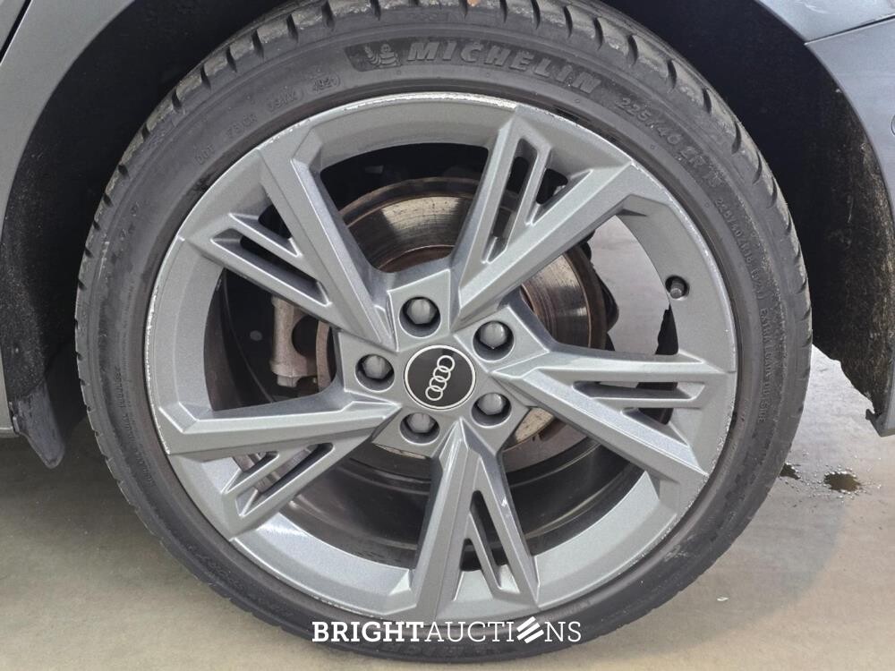 Audi A3 Sportback 45 e S edition Competition TFSI 245pk 2020, Z-342-HS