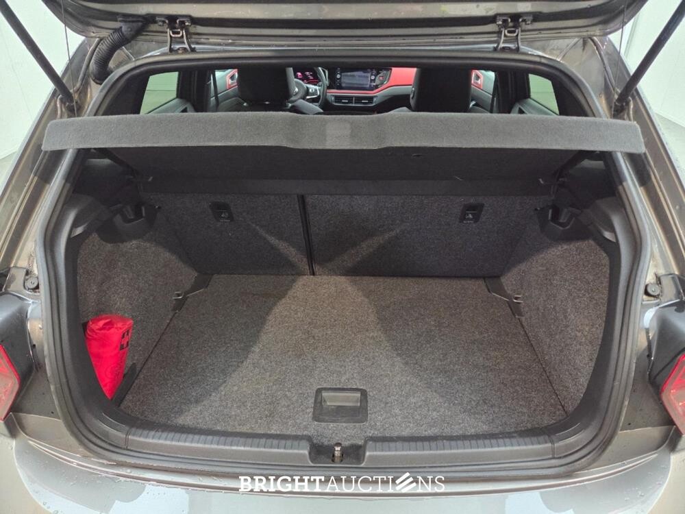 Volkswagen Polo GTI 2.0 TSI 200pk 2018, R-943-GD