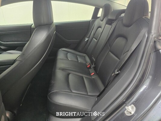 Tesla Model 3 Long Range AWD 75 kWh 351pk 2019 (Origineel-NL), ZJ-755-N