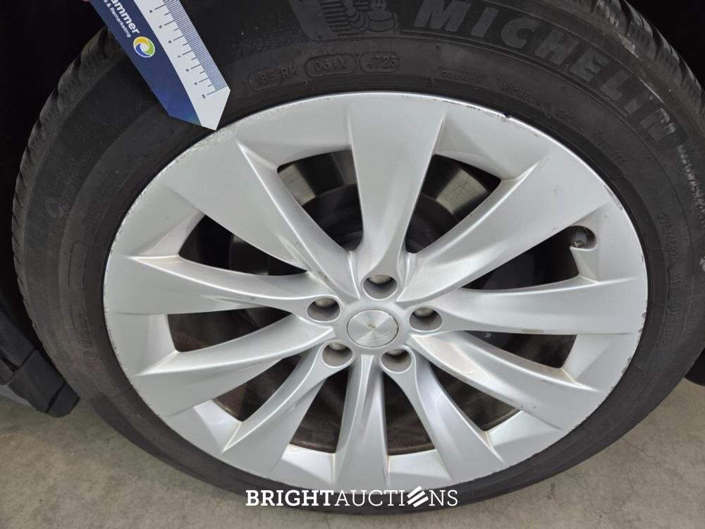 Tesla Model X 418pk 2018 (Origineel-NL), ST-448-X