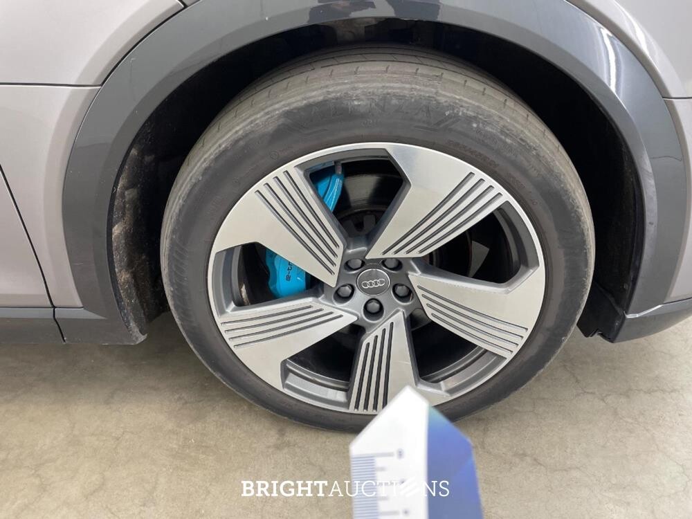 Audi e-tron 55 advanced Quattro 95 kWh 408pk 2019 (Origineel-NL), ZG-973-H