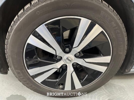 Volvo V60 B3 Momentum 2.0 163pk 2022 (Origineel-NL), N-525-SZ
