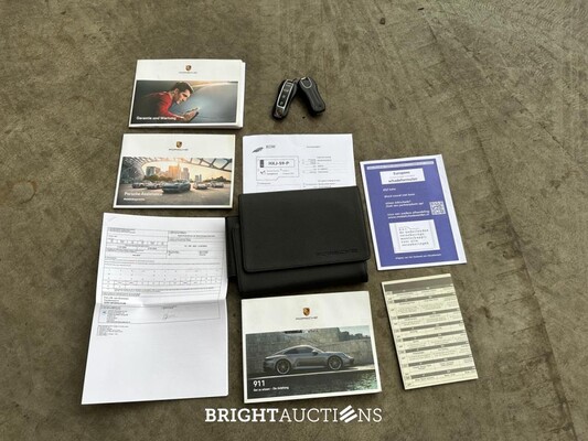 Porsche 911 Carrera S 3.0 992 Sport-Chrono 450pk 2020 Cabriolet, HXJ-59-P