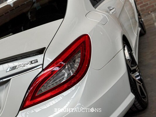 Mercedes-Benz CLS63 AMG 5.5 V8 525pk 2012 CLS-Klasse (53.000 KM)
