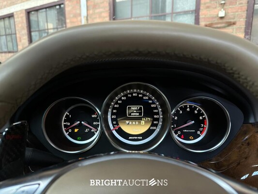 Mercedes-Benz CLS63 AMG 5.5 V8 525pk 2012 CLS-Klasse (53.000 KM)
