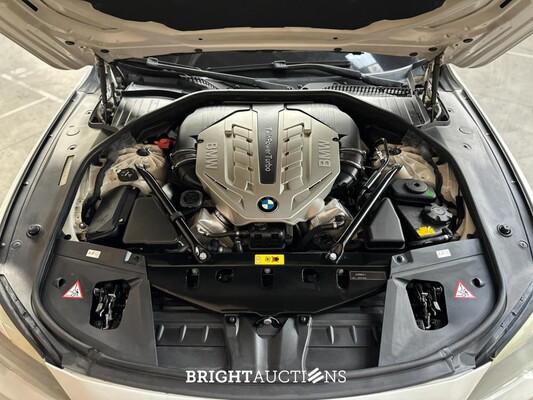 BMW ActiveHybrid7 F04 7-serie 4.4 V8 465pk 2011 -Youngtimer- 82.000km