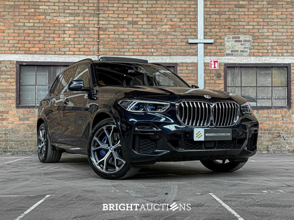 BMW X5 xDrive45e M-Sport 50 Jahre 6-cilinder 394pk 2023, X-243-GJ