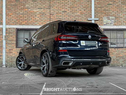 BMW X5 xDrive45e M-Sport 50 Jahre 6-cilinder 394pk 2023, X-243-GJ