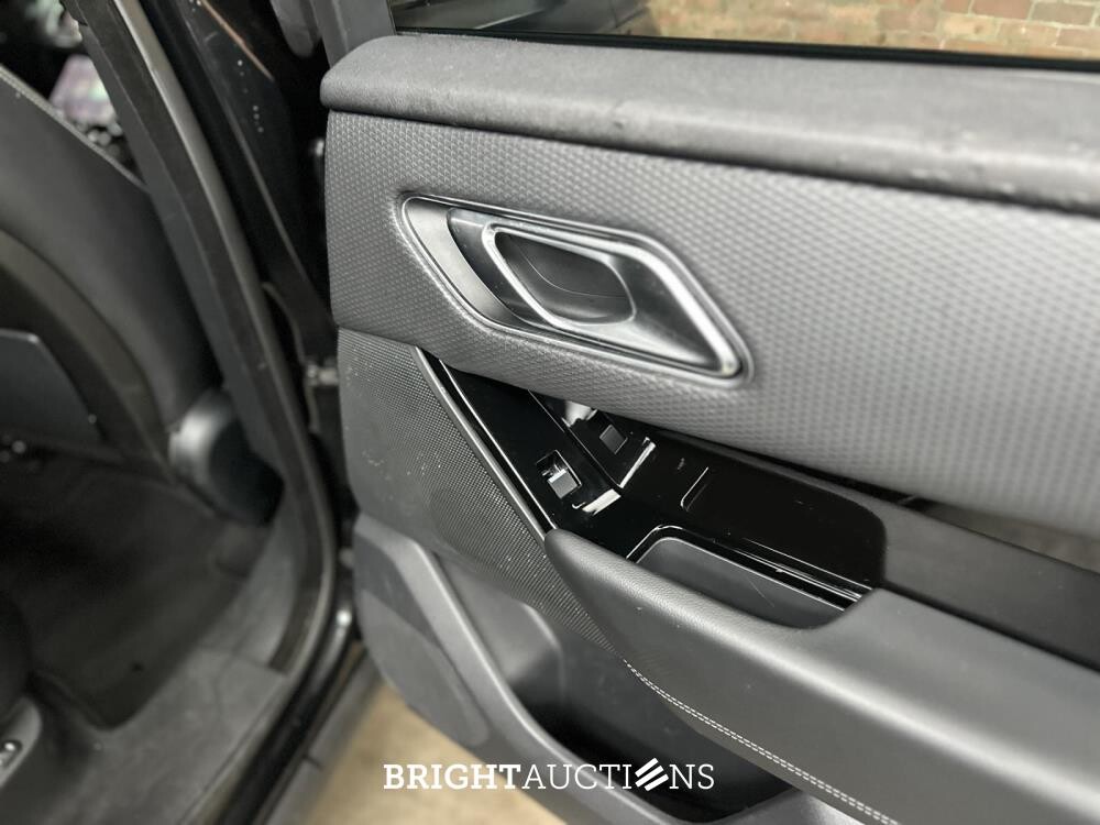 Land Rover Range Rover Velar 2.0 I4 Turbo AWD R-Dynamic SE 250pk 2017 (Origineel-NL), PL-742-K