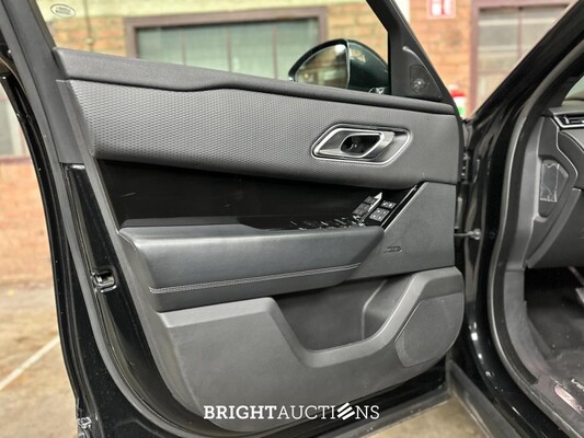 Land Rover Range Rover Velar 2.0 I4 Turbo AWD R-Dynamic SE 250pk 2017 (Origineel-NL), PL-742-K