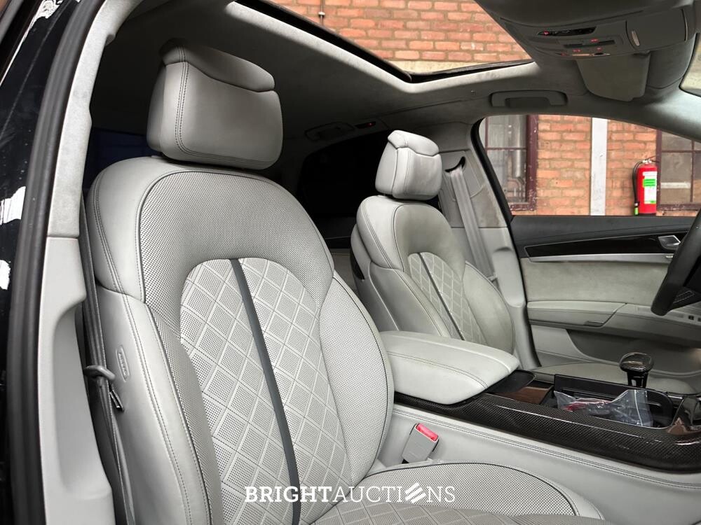 Audi S8 Sedan 4.0 TFSI V8 Quattro Biturbo 520pk 2014 - 52.000 km