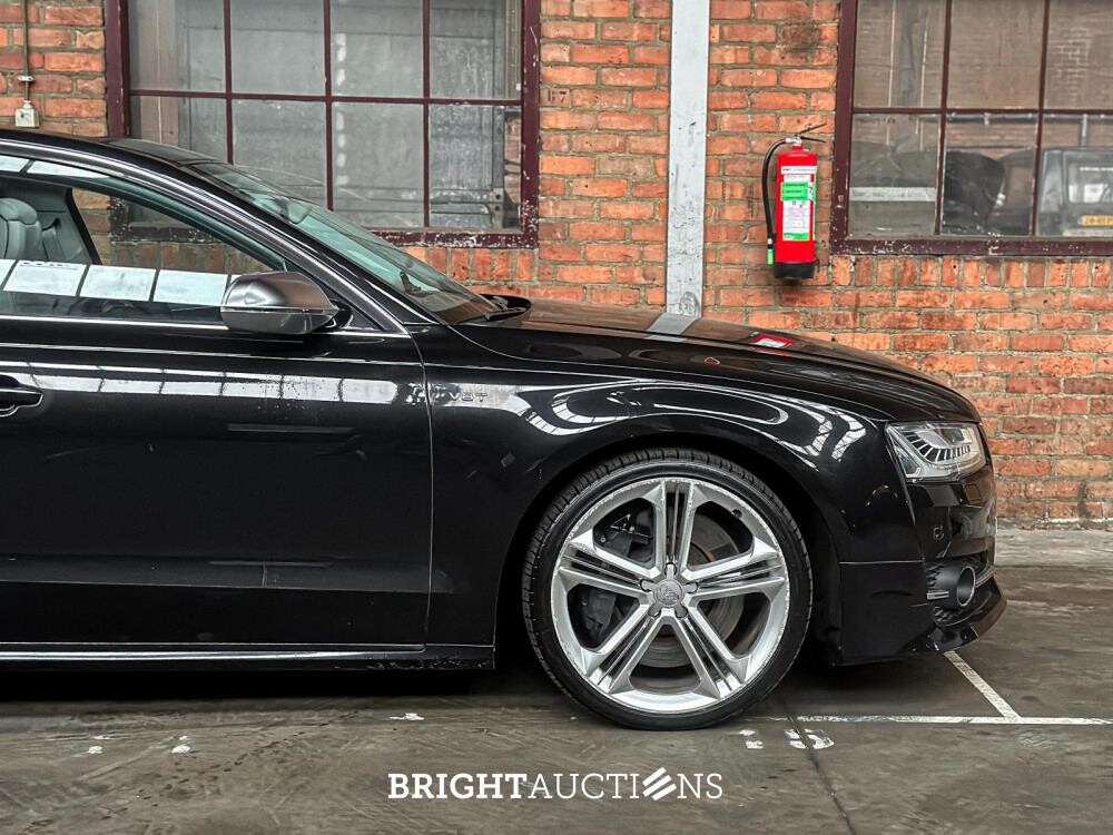 Audi S8 Sedan 4.0 TFSI V8 Quattro Biturbo 520pk 2014 - 52.000 km
