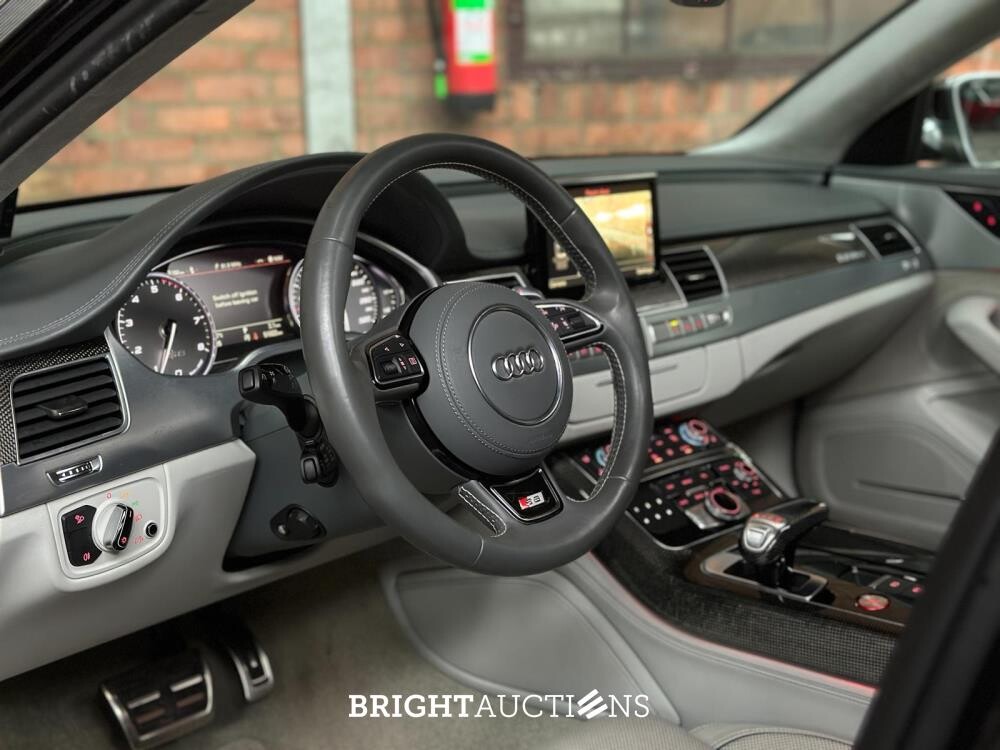 Audi S8 Sedan 4.0 TFSI V8 Quattro Biturbo 520pk 2014 - 52.000 km