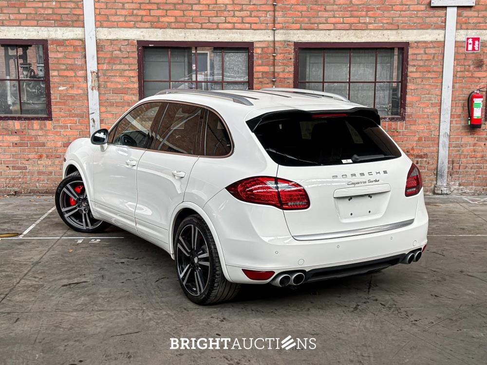 Porsche Cayenne Turbo 4.8 V8 500PK 2010 38.000KM!