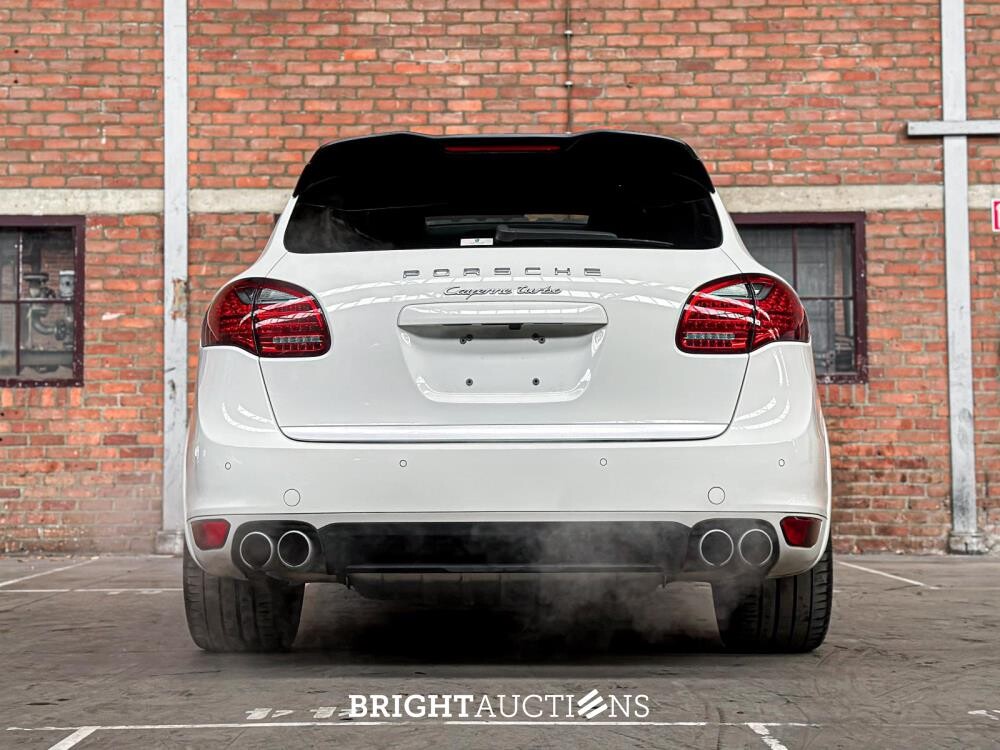 Porsche Cayenne Turbo 4.8 V8 500PK 2010 38.000KM!