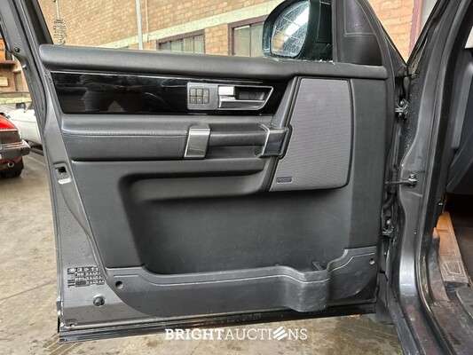 Land Rover Discovery 4 3.0 SDV6 SE HSE 256pk 2015, VNJ-87-T