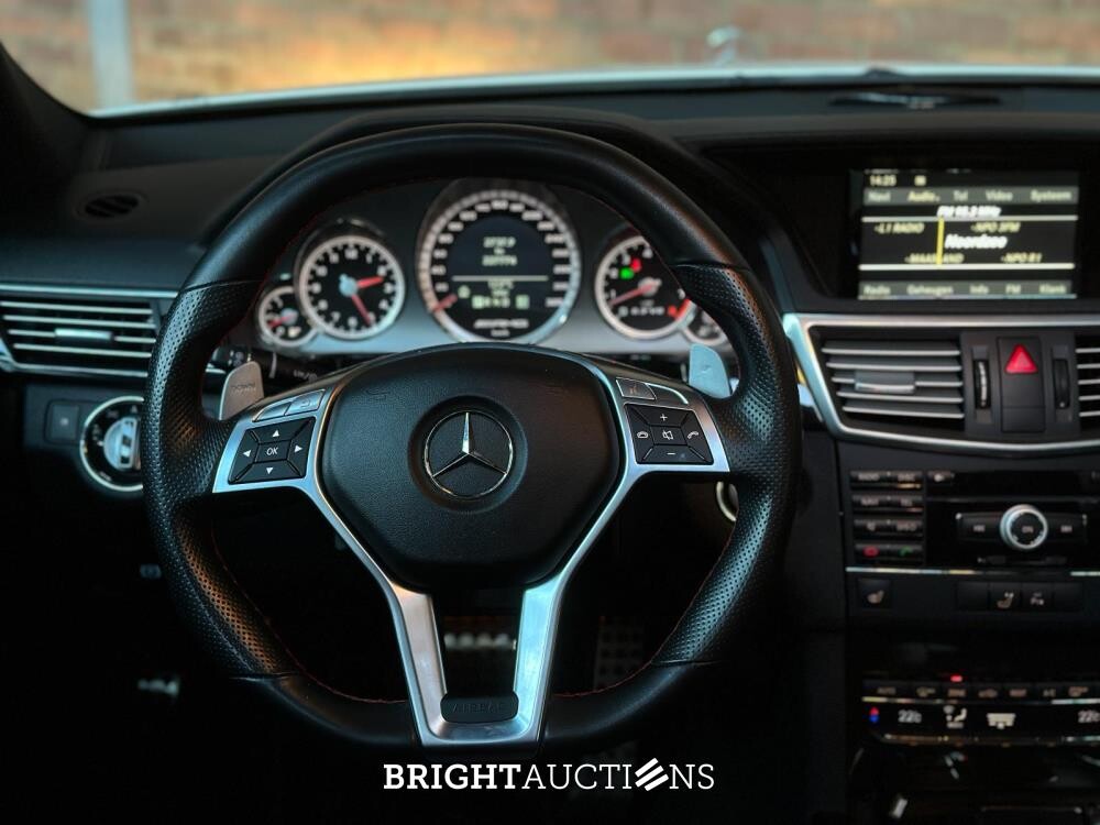 Mercedes-Benz E63 AMG 6.2 V8 -CARBON- 525pk 2010 (Origineel-NL) E-Klasse, 47-LKB-6
