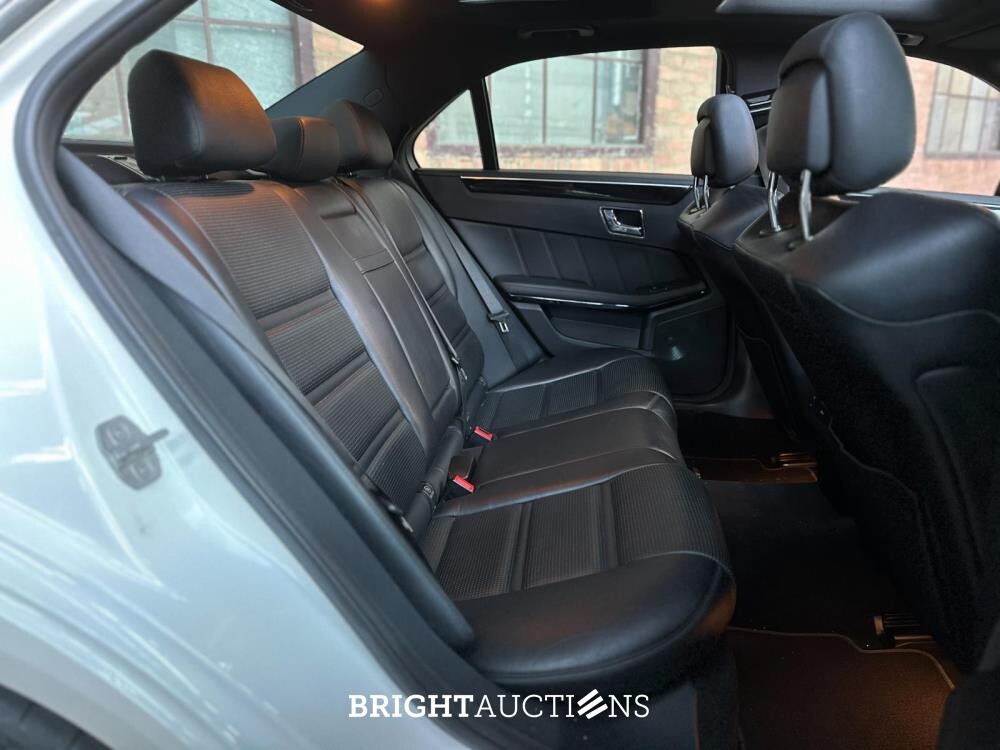 Mercedes-Benz E63 AMG 6.2 V8 -CARBON- 525pk 2010 (Origineel-NL) E-Klasse, 47-LKB-6