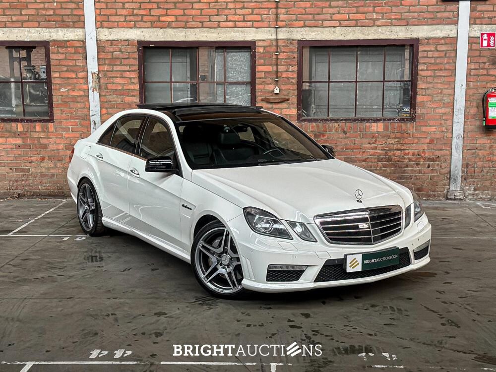 Mercedes-Benz E63 AMG 6.2 V8 -CARBON- 525pk 2010 (Origineel-NL) E-Klasse, 47-LKB-6