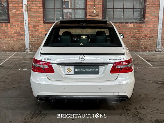 Mercedes-Benz E63 AMG 6.2 V8 -CARBON- 525pk 2010 (Origineel-NL) E-Klasse, 47-LKB-6