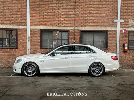 Mercedes-Benz E63 AMG 6.2 V8 -CARBON- 525pk 2010 (Origineel-NL) E-Klasse, 47-LKB-6