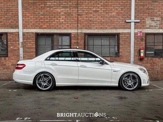 Mercedes-Benz E63 AMG 6.2 V8 -CARBON- 525pk 2010 (Origineel-NL) E-Klasse, 47-LKB-6